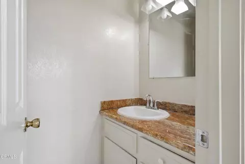 Bath - 1920 N H St #133, Oxnard, CA 93036 photo 1 of 3