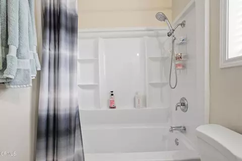 Bath - 1920 N H St #133, Oxnard, CA 93036 photo 3 of 3