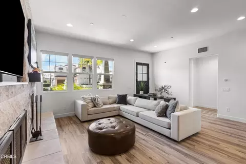 Living - 4173 Caribbean St, Oxnard, CA 93035 photo 1 of 4