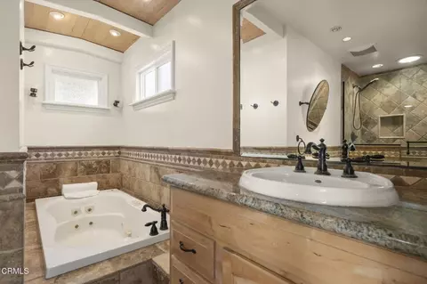 Bath - 3715 Sunset Ln, Oxnard, CA 93035 photo 1 of 9
