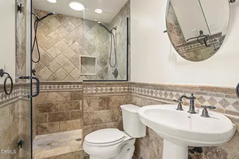 Bath - 3715 Sunset Ln, Oxnard, CA 93035 photo 9 of 9