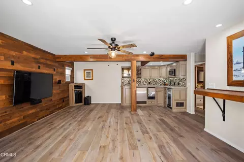 Living - 3715 Sunset Ln, Oxnard, CA 93035 photo 4 of 4