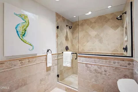 Bath - 3715 Sunset Ln, Oxnard, CA 93035 photo 1 of 6
