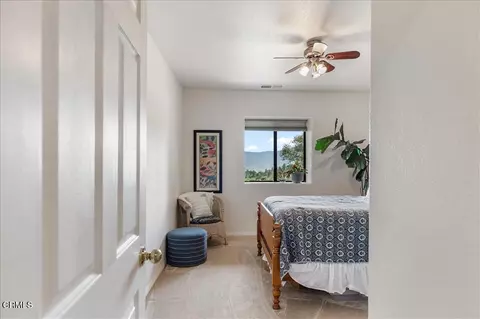 Bedroom - 25900 Columbia Way, Tehachapi, CA 93561 photo 6 of 11
