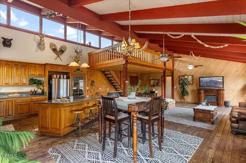 Dining - 25900 Columbia Way, Tehachapi, CA 93561 photo 2 of 2