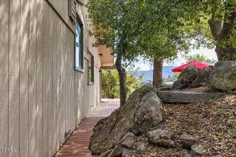 Exterior - 25900 Columbia Way, Tehachapi, CA 93561 photo 2 of 12