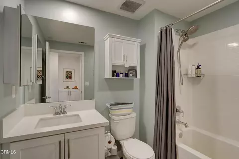 Bath - 2810 Wagon Wheel Rd #304, Oxnard, CA 93036 photo 4 of 4