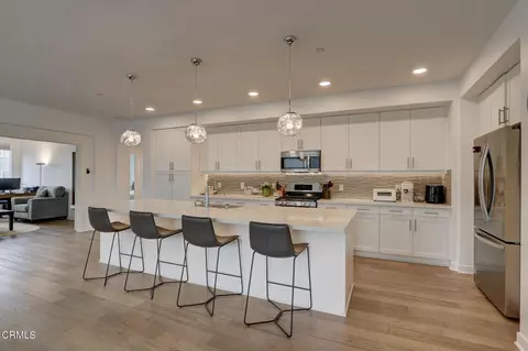 Kitchen - 2810 Wagon Wheel Rd #304, Oxnard, CA 93036 photo 2 of 3