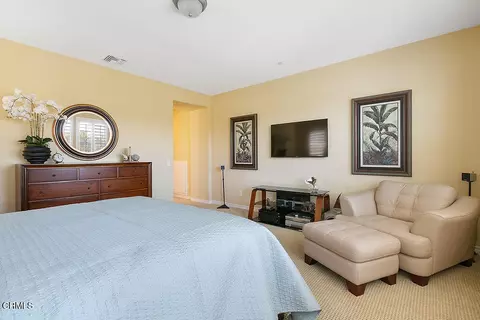 Bedroom - 1464 Twin Tides Pl, Oxnard, CA 93035 photo 2 of 9