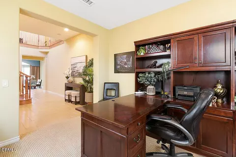 Entry Way - 1464 Twin Tides Pl, Oxnard, CA 93035 photo 3 of 6