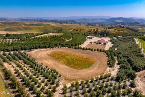 14855 Middle Ranch Rd, Moorpark, CA 93021