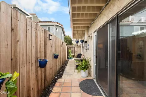 Exterior - 317 Melrose Dr, Oxnard, CA 93035 photo 6 of 8