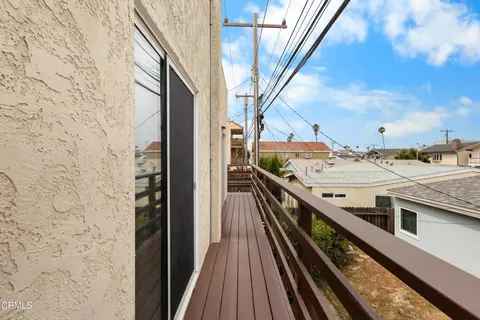 Exterior - 317 Melrose Dr, Oxnard, CA 93035 photo 5 of 8