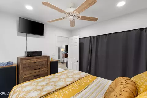 Bedroom - 317 Melrose Dr, Oxnard, CA 93035 photo 7 of 9