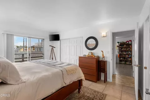 Bedroom - 317 Melrose Dr, Oxnard, CA 93035 photo 2 of 9