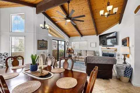 Dining - 317 Melrose Dr, Oxnard, CA 93035 photo 2 of 4