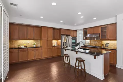 Kitchen - 740 Freeport Ln, Oxnard, CA 93035 photo 5 of 6