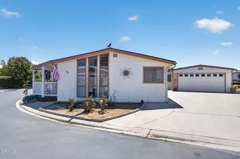 84 Poinsettia Gardens Dr, Ventura, CA 93004