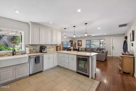 Kitchen - 98 Mountain View St, Oak View, CA 93022 photo 3 of 5