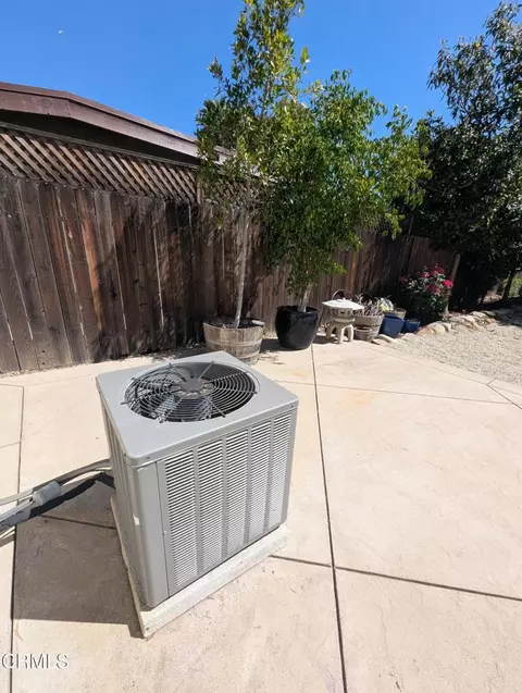 Exterior - 98 Mountain View St, Oak View, CA 93022 photo 22 of 23