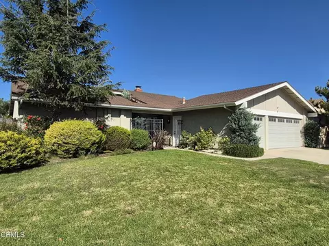 1067 Bordeaux Ave, Camarillo, CA 93010