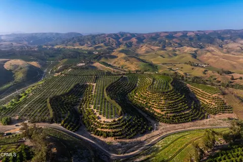 15295 Middle Ranch Rd, Moorpark, CA 93021