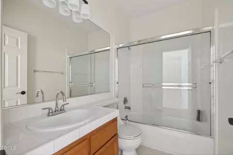 Bath - 263 Camino Toluca, Camarillo, CA 93010 photo 2 of 5