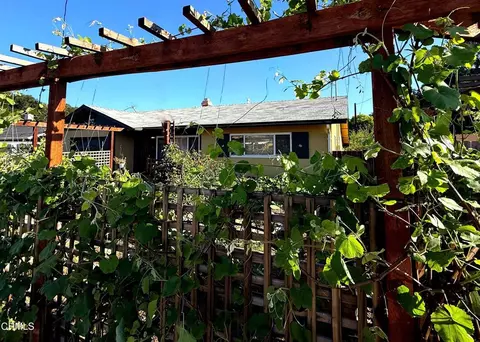 50 E Portal St, Oak View, CA 93022