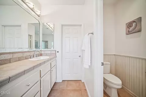 Bath - 1337 Bayside Cir, Oxnard, CA 93035 photo 7 of 7