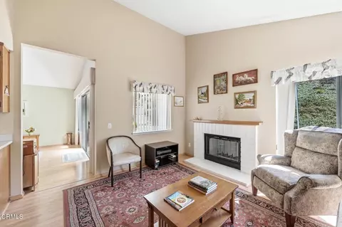 Living - 1148 Itamo St, Camarillo, CA 93012 photo 4 of 4