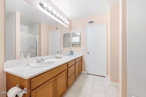 Bath - 1148 Itamo St, Camarillo, CA 93012 photo 2 of 3