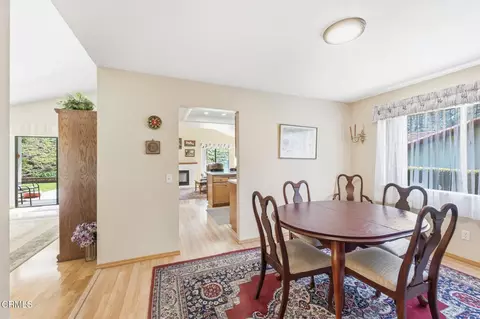 Dining - 1148 Itamo St, Camarillo, CA 93012 photo 2 of 3