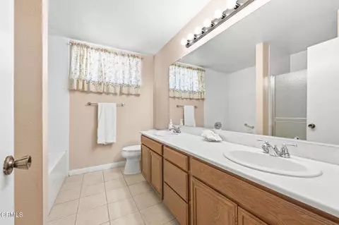 Bath - 1148 Itamo St, Camarillo, CA 93012 photo 1 of 3