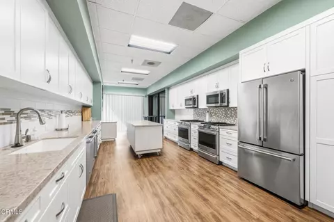 Kitchen - 1148 Itamo St, Camarillo, CA 93012 photo 6 of 6