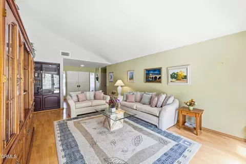Living - 1148 Itamo St, Camarillo, CA 93012 photo 2 of 4