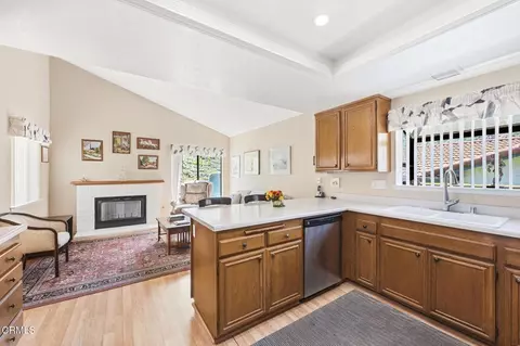Kitchen - 1148 Itamo St, Camarillo, CA 93012 photo 3 of 6