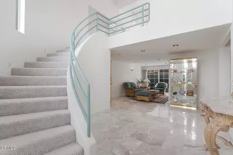 Entry Way - 5331 Wavecrest Way, Oxnard, CA 93035 photo 6 of 6