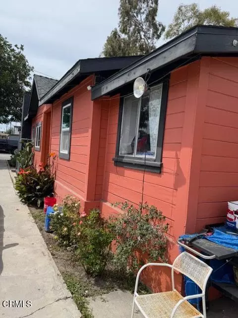 2422 Alameda Ave, Ventura, CA 93003