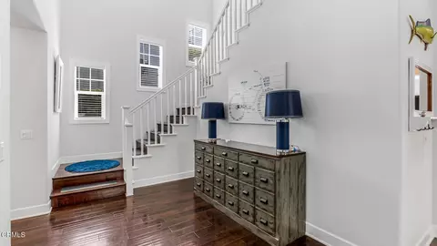 Entry Way - 5010 Terramar Way, Oxnard, CA 93035 photo 3 of 5