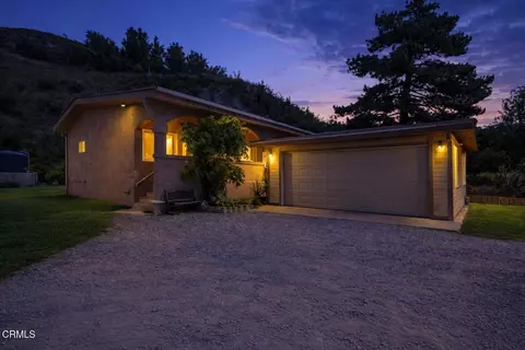 Exterior - 561 E Telegraph Rd, Fillmore, CA 93015 photo 2 of 7