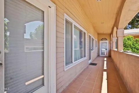 Exterior - 561 E Telegraph Rd, Fillmore, CA 93015 photo 3 of 7