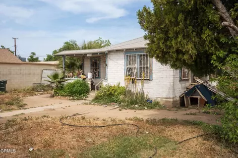 Exterior - 628 E 3rd St, Bakersfield, CA 93307 photo 1 of 3