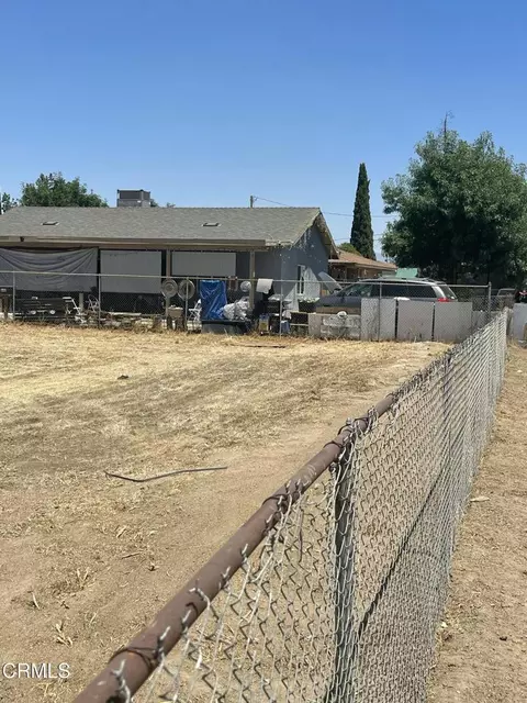 Other - 628 E 3rd St, Bakersfield, CA 93307 photo 7 of 8