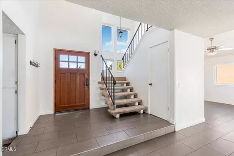 Entry Way - 3530 Isle Way, Oxnard, CA 93035 photo 1 of 2