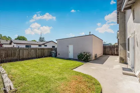 Exterior - 3530 Isle Way, Oxnard, CA 93035 photo 5 of 11