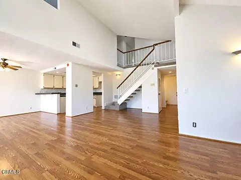 Living - 3141 Harbor, Oxnard, CA 93035 photo 3 of 4