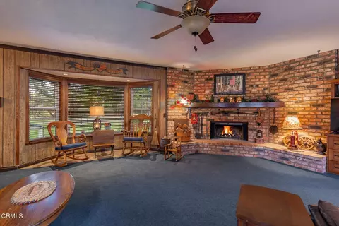Living - 560 Riverside Rd, Oak View, CA 93022 photo 1 of 2