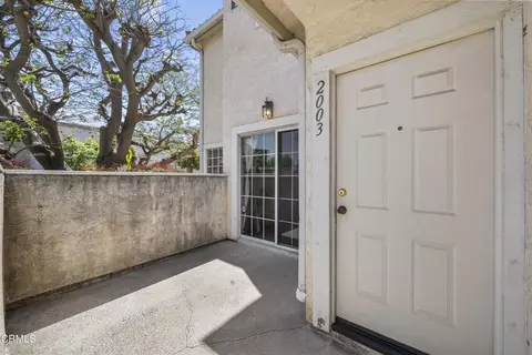 Exterior - 2003 Blackberry Cir, Oxnard, CA 93036 photo 5 of 11