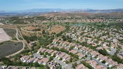 View/Area - 705 Warrendale St, Simi Valley, CA 93065 photo 4 of 10