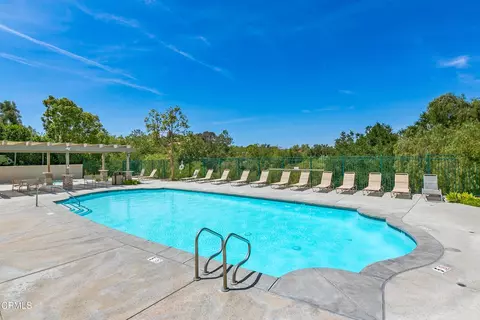 Exterior - 705 Warrendale St, Simi Valley, CA 93065 photo 5 of 5